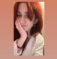 Felina_roja96's Offline Chat Room
