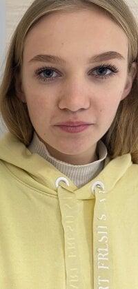 Maya_prise's Offline Chat Room