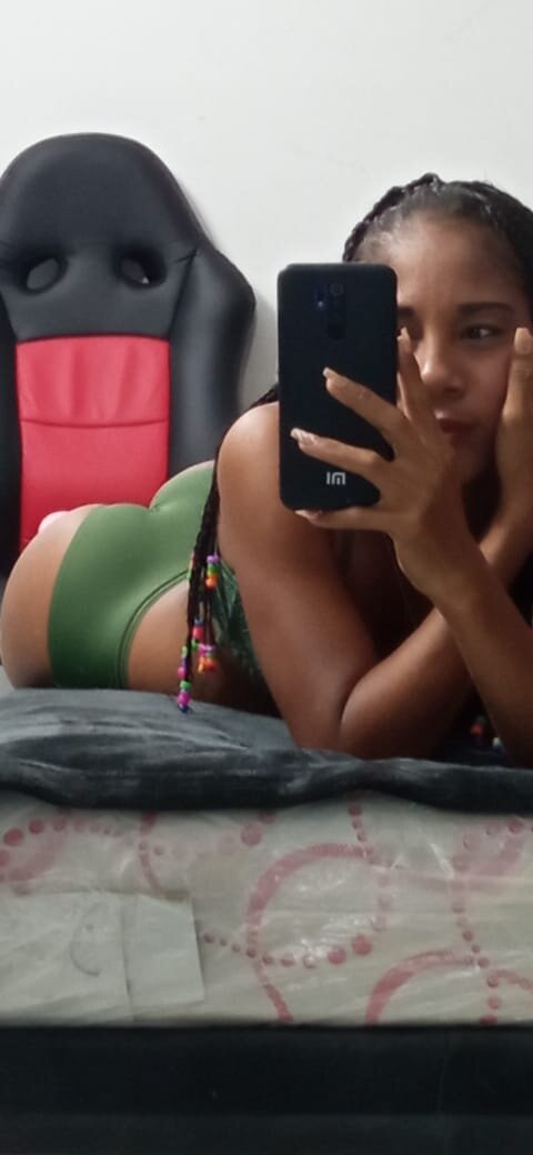 Milk_Girl_