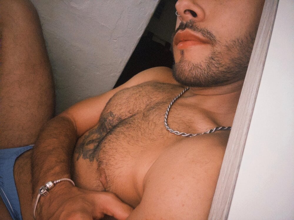 mateobaer from stripchat