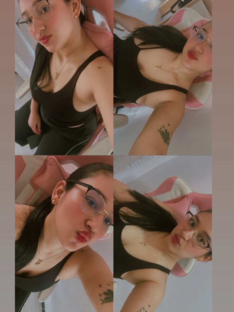 reina_lu from stripchat