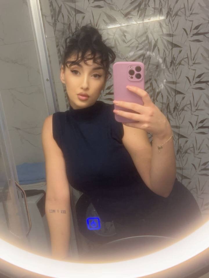 daliaveyron from stripchat