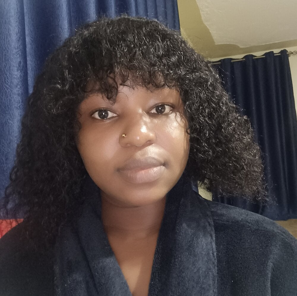 sweetgoldy2 webcam profile - Paraguayan