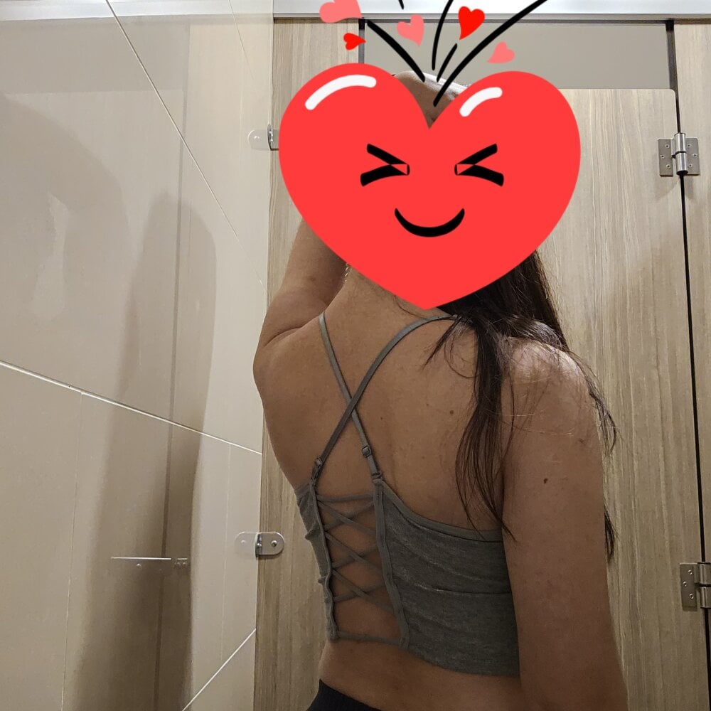 Cam girl hihiakiko