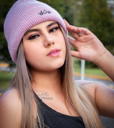 MeganCrow - Stripchat Teen Lovense Best Girl 
