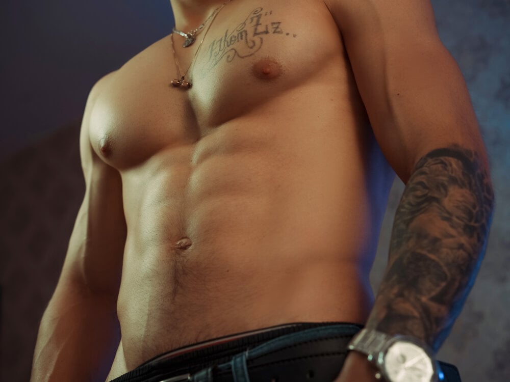 matt_your_master from stripchat