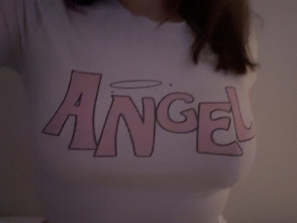 lotsofloveangelx profile