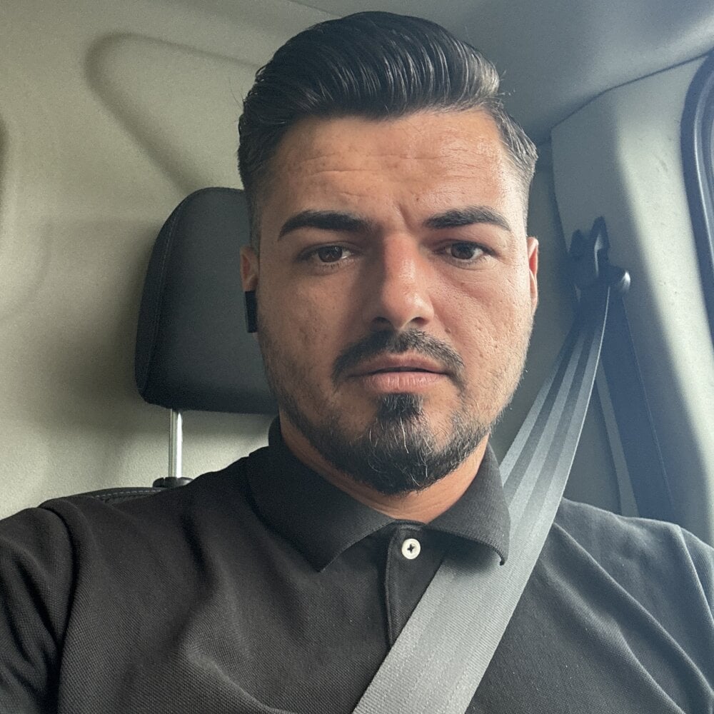 imooloov from stripchat