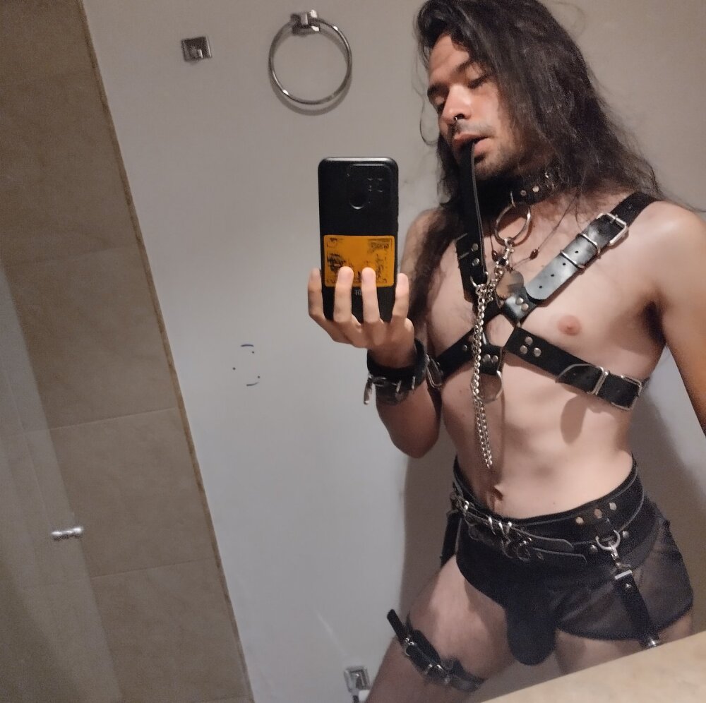 MisaiFF's Offline XXX Chat