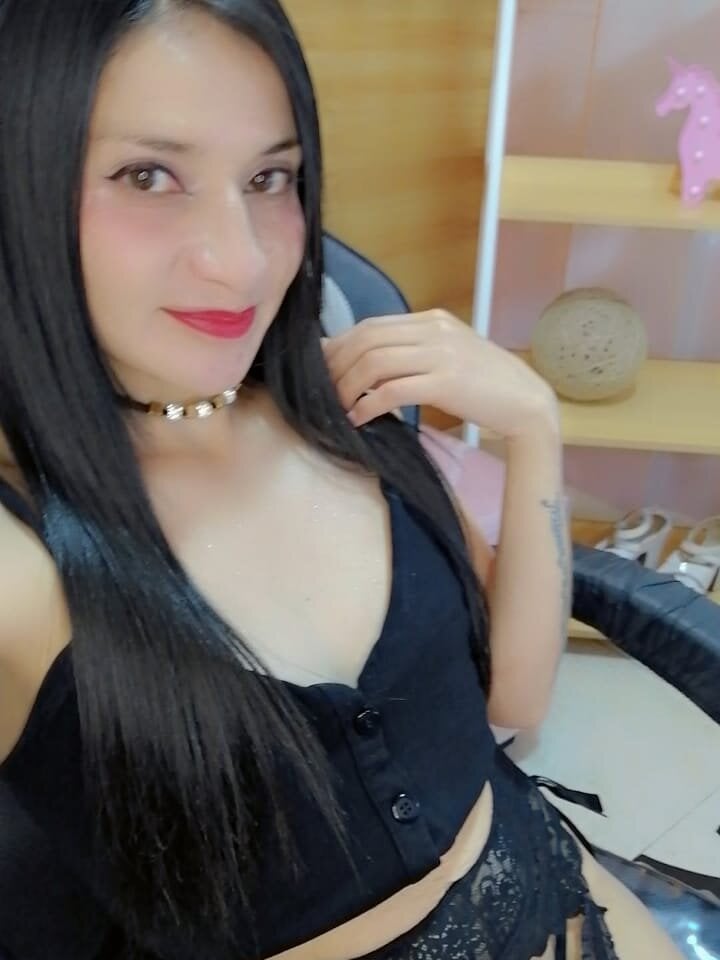 Karla_Jhonnes profile