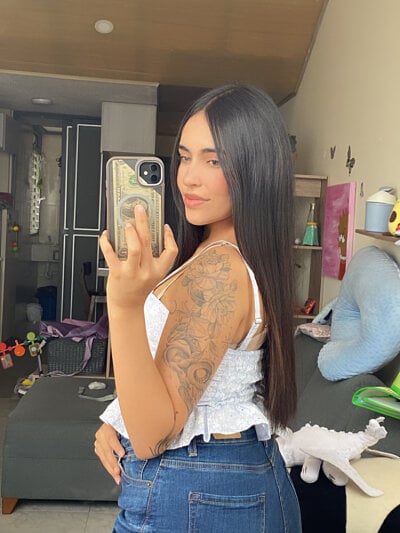 DaphneUwu on StripChat