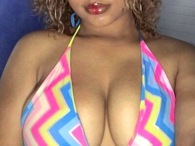 Honeeygirl