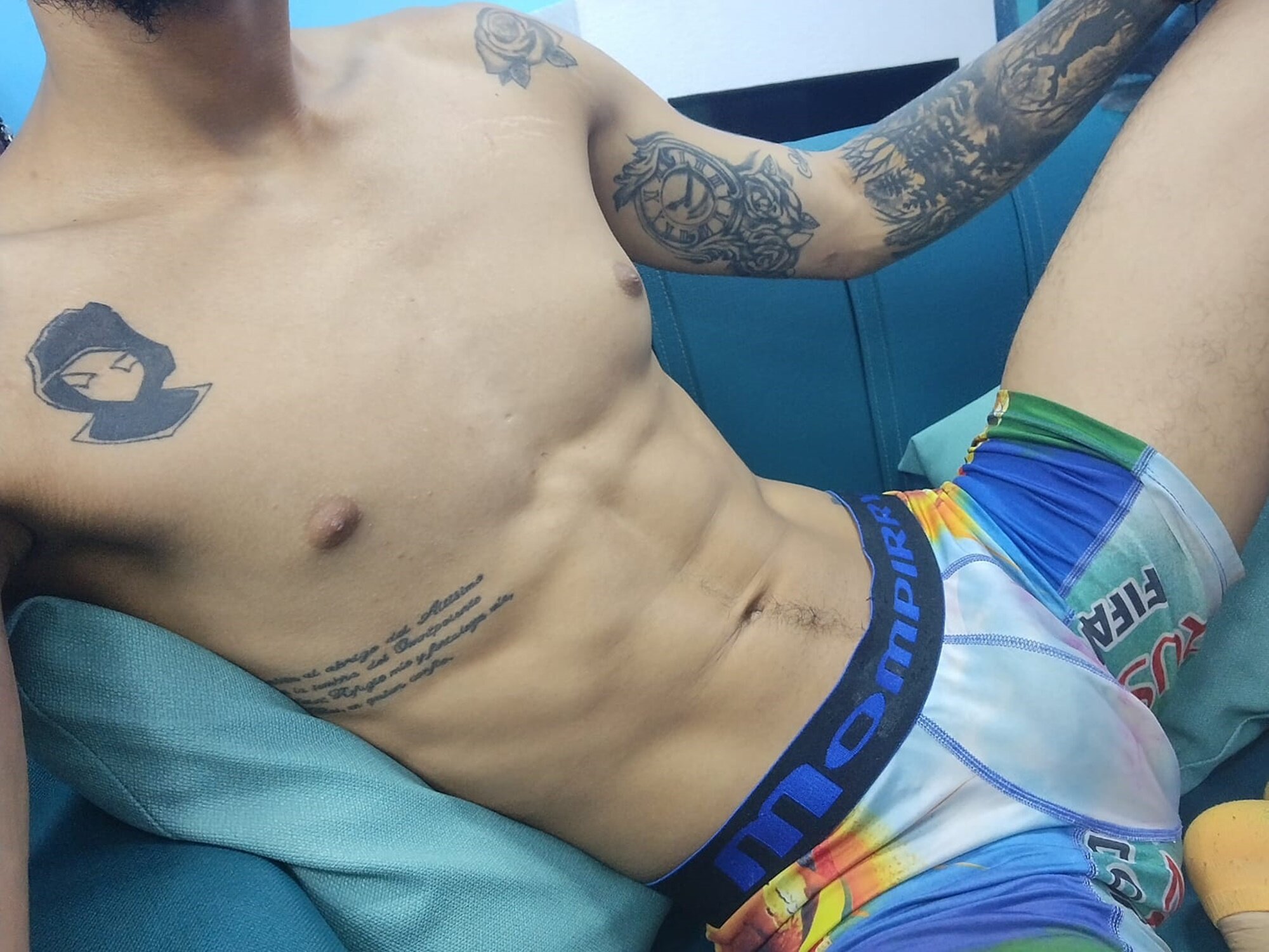 Latino19B