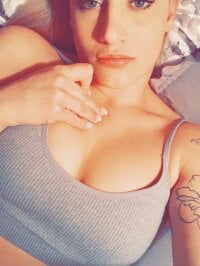 vanillacherry's webcam live show