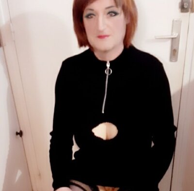 Carole131 - Stripchat Cam2cam Handjob Smallaudience Boy 