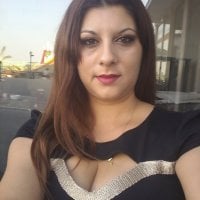 Your_Special_Mistress' Offline Chat Room