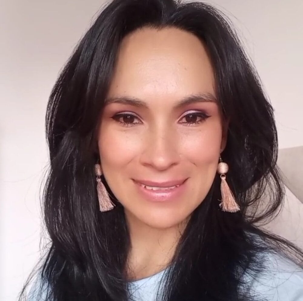 Topacio_Ambarr profile