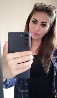 Jusyirina's Offline Chat Room