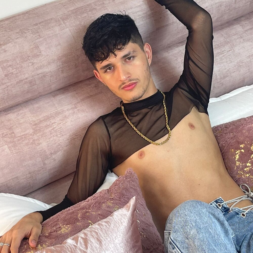 Live sex webcam photo for Jordan_Taylor_ #289974656