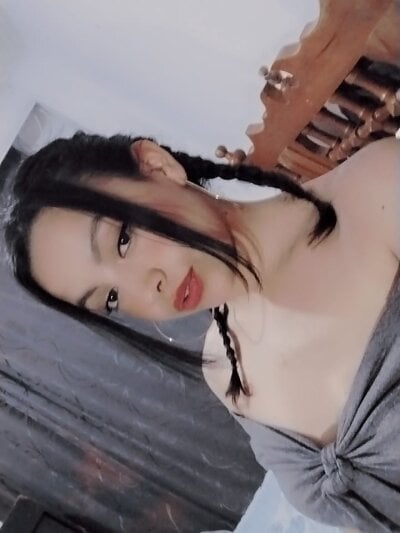 ahoma_ from stripchat
