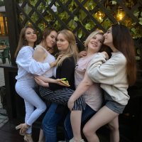 _beautiful_girls_here_'s Offline XXX Chat