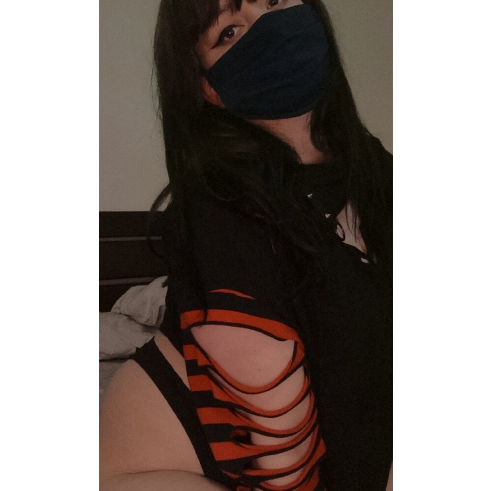 MoodyMaxine profile