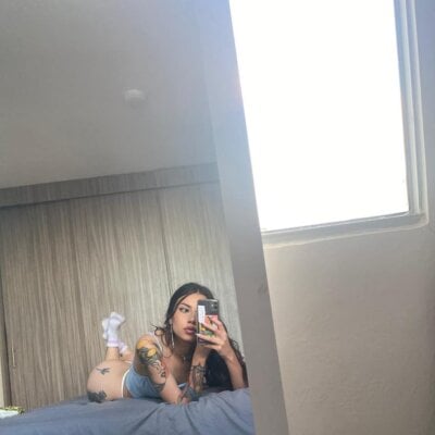 Viollettaa_
