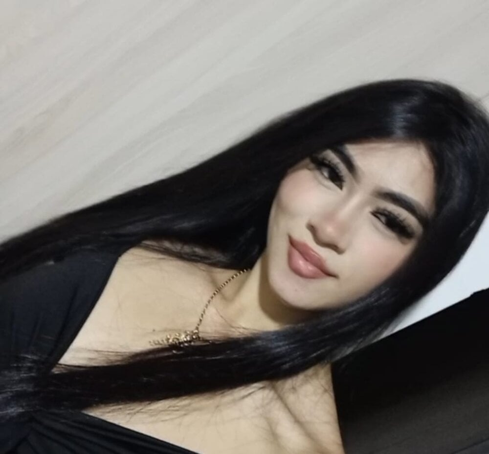cameron_hearts from stripchat