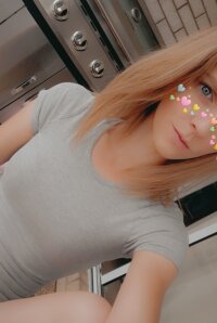 edenmay's Offline Chat Room