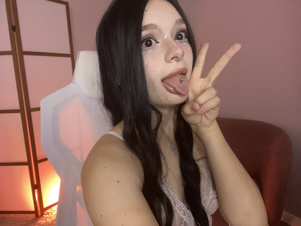 Sofa_bunny's most recent online preview