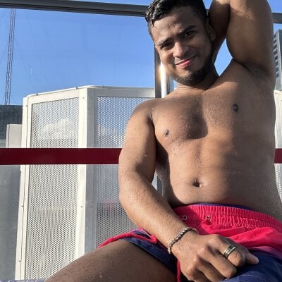 Jota9605 Male C2c Nude Webcam