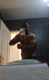 Mister1985's webcam live show
