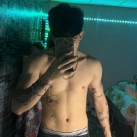 wil_hot's webcam live show