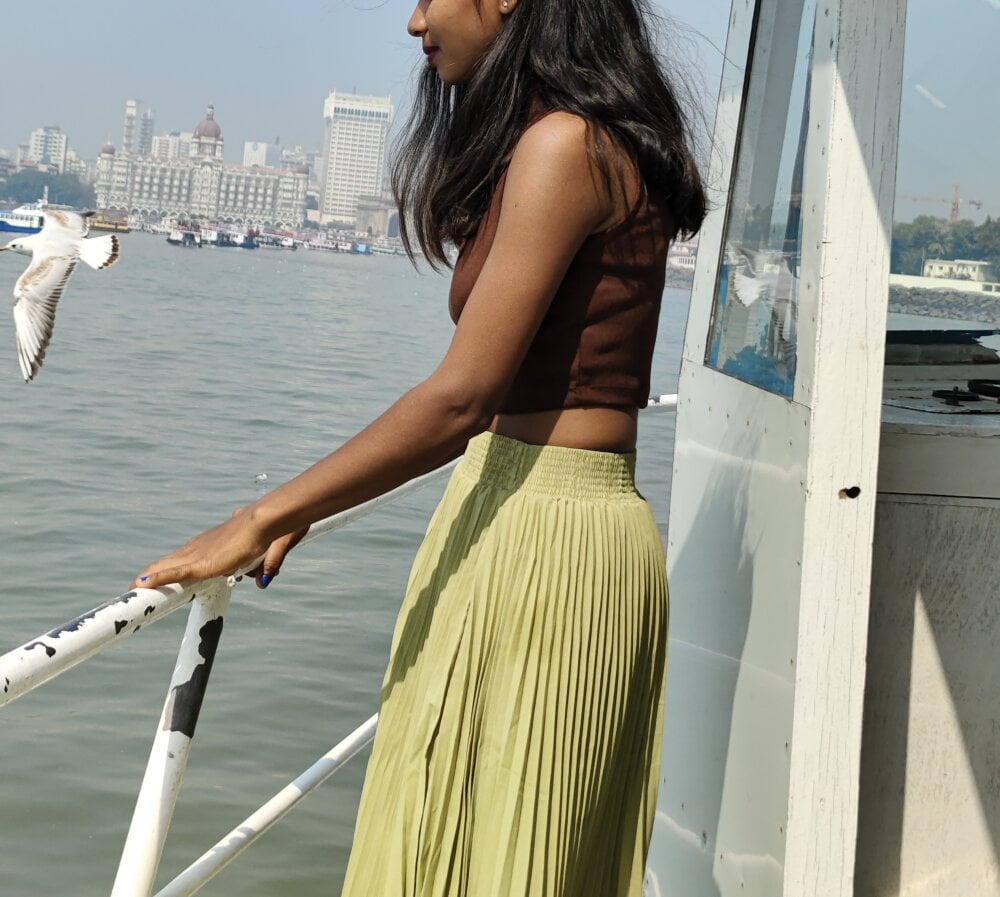 raatri_love