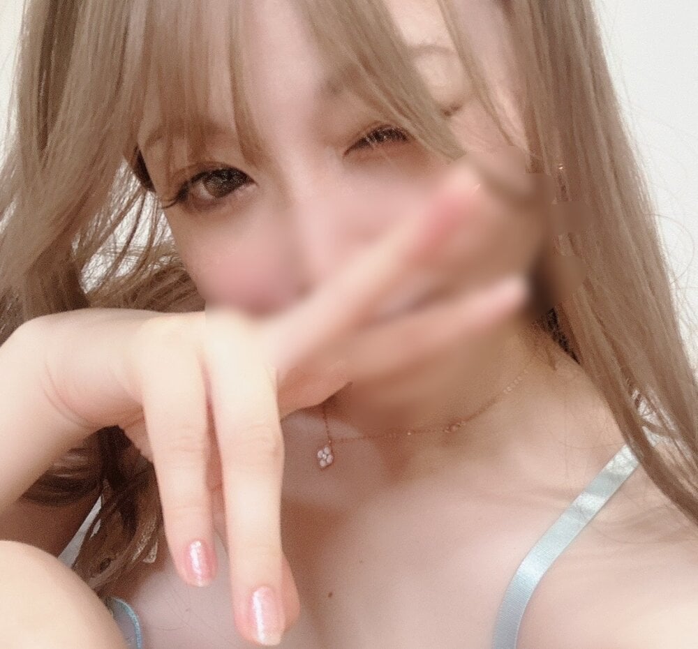 manaka_19cats from stripchat