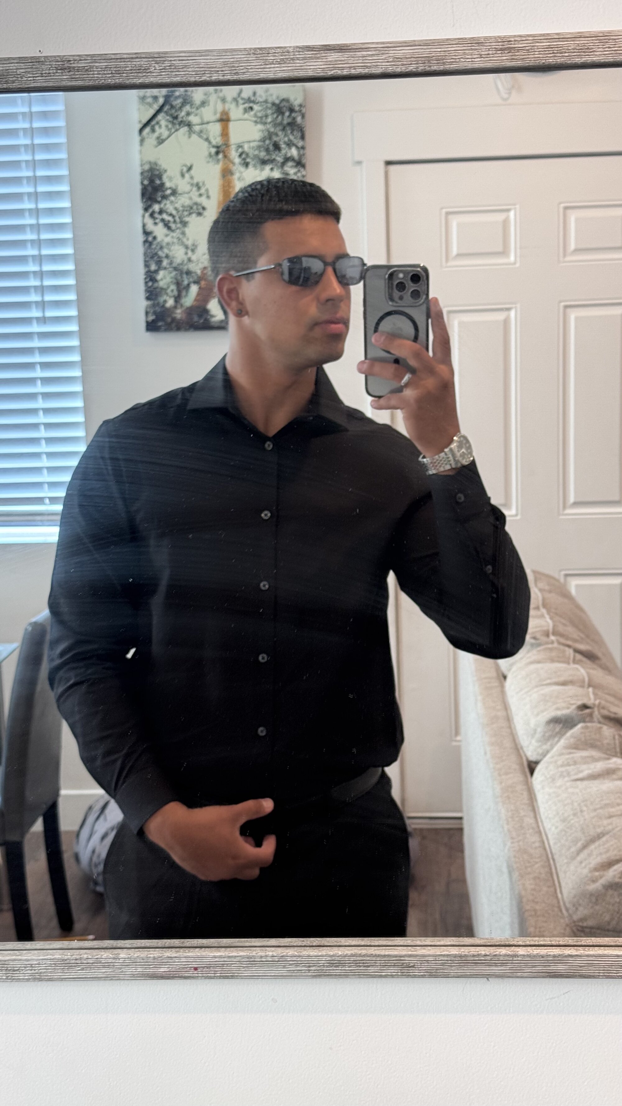 ADONIS_BLACK