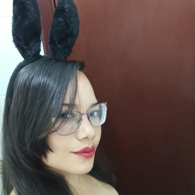 Taniahott_ Female Trimmedmilfs Free Cam Striptease