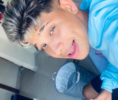 adams_sands from stripchat