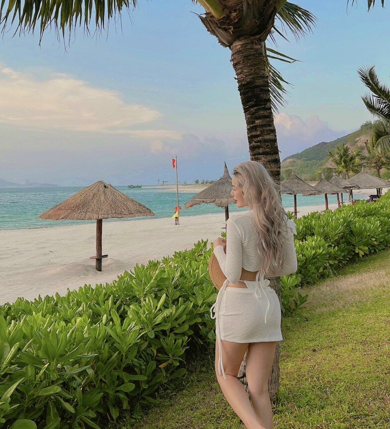 Sexy-asstits's most recent online preview