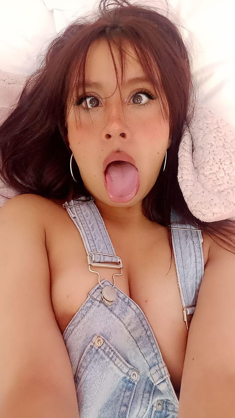 kim_naomyy
