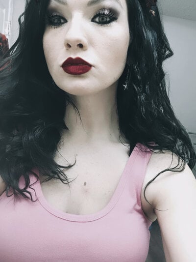 maddenikkis from stripchat