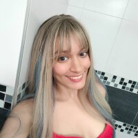 Emma_Sophia2's Live Sex Cam Show