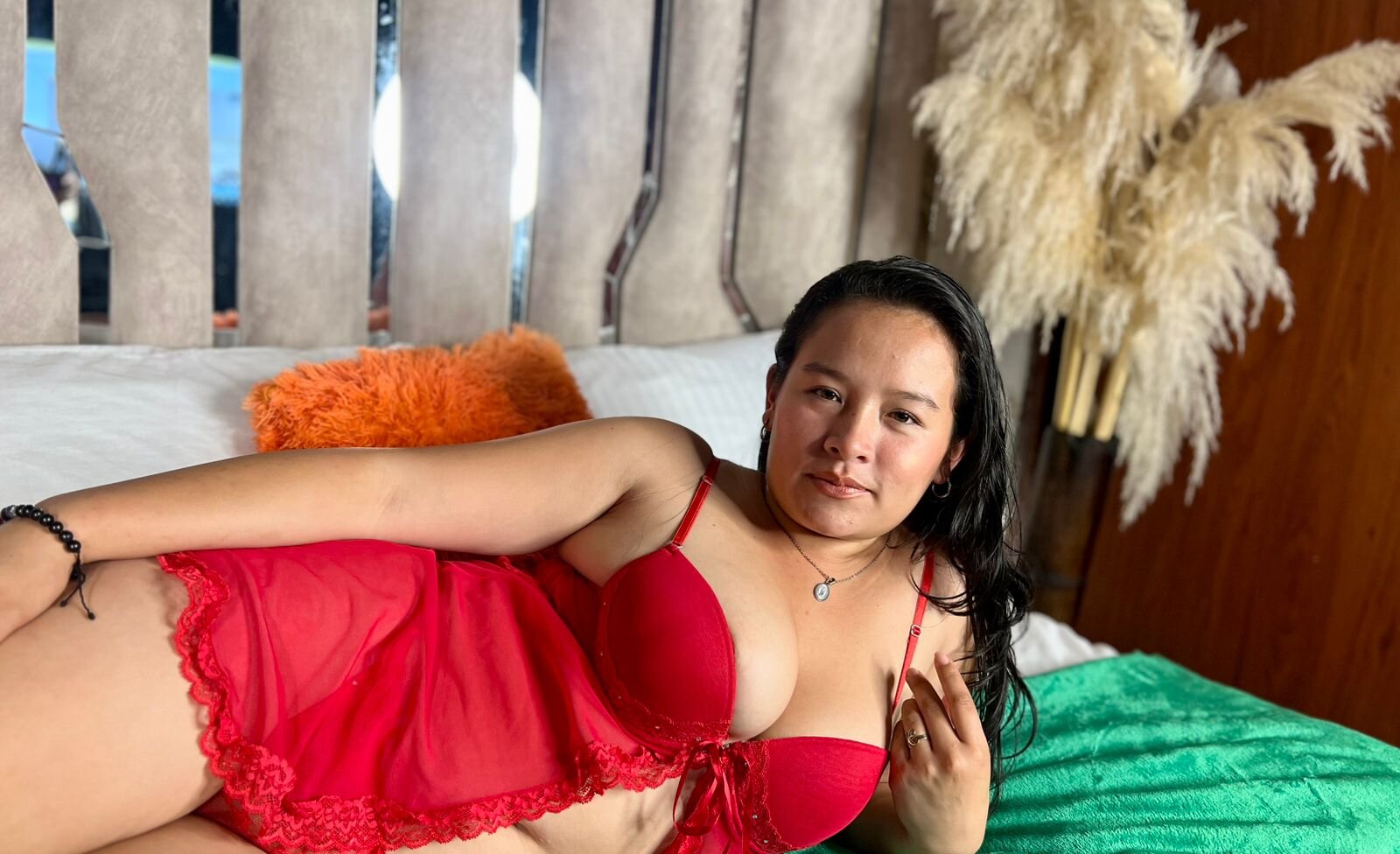 Valentina__Lux