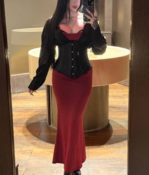 gothica_ from stripchat