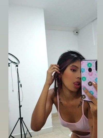 Roxy_pk_ - Stripchat Lovense Blowjob Cam2cam Girl 
