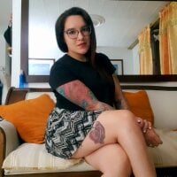 mommy_hot1's Offline Chat Room