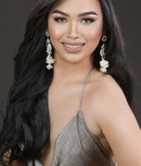 Hotrianne Webcam Model Profile