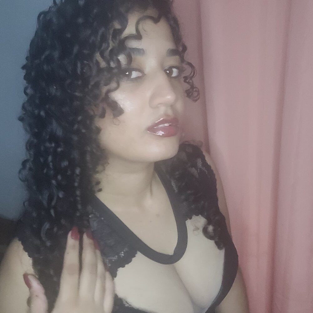 Lua_akne profile