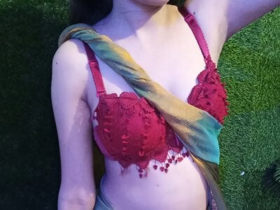 Varma4403 Female Fingeringindian Adult Live Webcam