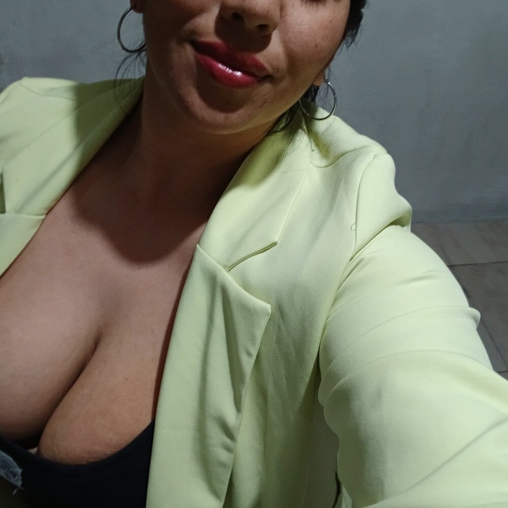 stripchat benditofetiche webcam profile pic via livestrip-joy.com